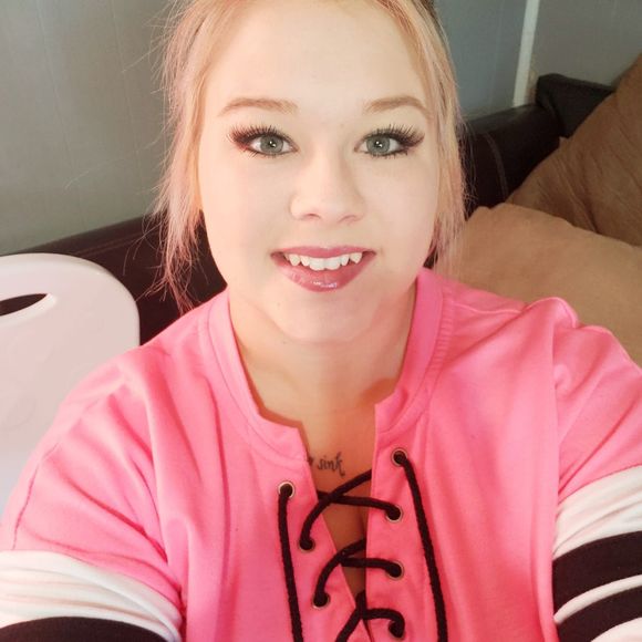 Meet your Posher, Chelsee - Picture 1 of 1